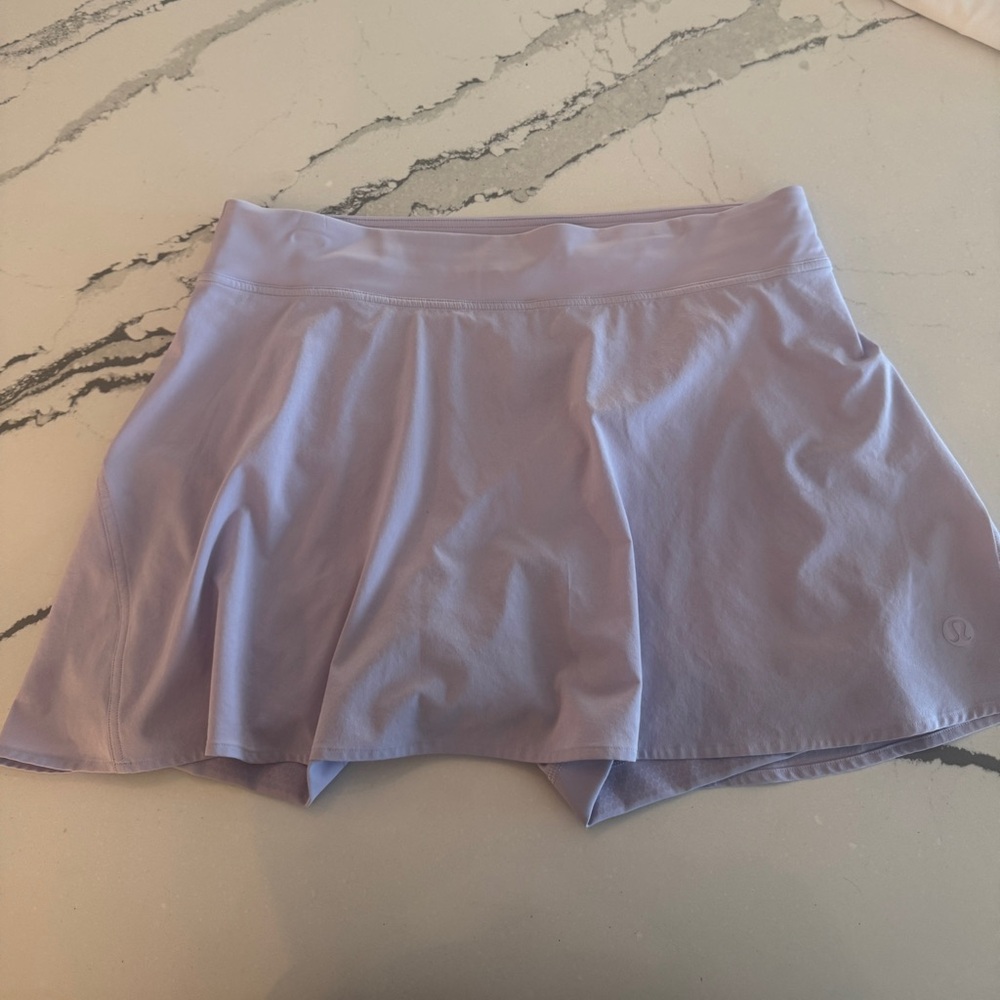 Lululemon light weight high waisted tennis skirt